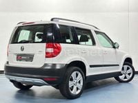 Usado Skoda Yeti Ambition 110 CV (80 kW) 2010 Blanco SUV