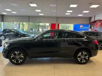 Usado Mercedes GLC300e 320 CV (235 kW) 2021 Negro SUV