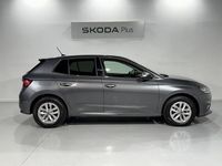 Usado Skoda Fabia Selection 95 CV (69 kW) 2025 Gris