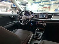 Usado Kia Rio Urban 84 CV (61 kW) 2020 Gris Berlina