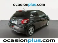 Usado Peugeot 208 Allure 120 CV (88 kW) 2014 Negro Utilitario