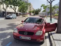 Usado Mercedes SLK200 136 CV (100 kW) 1999 Rojo Descapotable