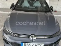 Usado VW Golf VIII GTI Clubsport 301 CV (221 kW) 2025 Gris / plata Berlina