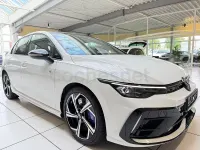 Usado VW Golf VIII R 333 CV (244 kW) 2025 Blanco Berlina