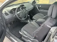 Usado Renault Mégane Cabriolet Dynamique 110 CV (80 kW) 2007 Gris / plata Descapotable