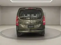 Nuevo Opel Combo 100 CV (73 kW) 2026 Verde Monovolumen