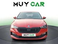 Usado Skoda Scala Ambition 116 CV (85 kW) 2021 Rojo Utilitario