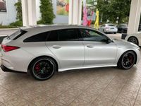 Usado Mercedes CLA45 AMG Shooting Brake AMG 421 CV (309 kW) 2023 Plateado Familiar