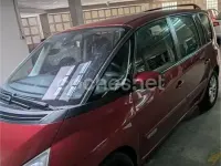 Usado Renault Espace 150 CV (110 kW) 2007 Rojo Monovolumen