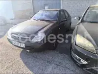 Usado Citroën Xsara Exclusive 90 CV (66 kW) 2002 Negro Berlina