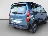Usado Peugeot Rifter Allure 100 CV (73 kW) 2025 Monovolumen