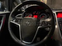 Usado Opel Astra Enjoy 115 CV (84 kW) 2011 Negro Berlina