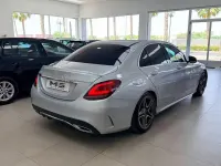 Usado Mercedes C300 245 CV (180 kW) 2019 Gris / plata Berlina
