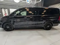 Usado Mercedes V300 Exclusive 239 CV (175 kW) 2024 Negro Monovolumen