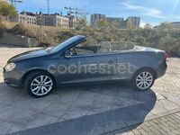 Usado VW Eos 140 CV (102 kW) 2008 Gris / plata Descapotable