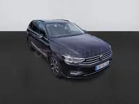 Usado VW Passat Executive 150 CV (110 kW) 2021 Negro Familiar