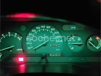 Usado Ford Escort 90 CV (66 kW) 1994 Rojo Berlina
