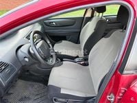 Usado Citroën C4 90 CV (66 kW) 2009 Rojo Berlina