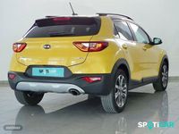 Usado Kia Stonic 120 CV (88 kW) 2018 Amarillo SUV