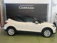 Usado Seat Arona Ecomotive 110 CV (80 kW) 2021 Blanco SUV