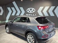 Usado VW T-Roc Life 150 CV (110 kW) 2022 Gris / plata SUV