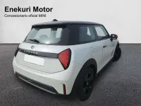 Usado Mini Cooper Essential 156 CV (114 kW) 2024 Blanco Utilitario