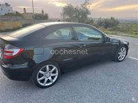 Usado Mercedes C220 143 CV (105 kW) 2003 Negro Berlina