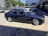 Usado BMW 318 143 CV (105 kW) 2015 Azul Berlina