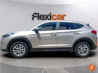 Usado Hyundai Tucson 132 CV (97 kW) 2018 Gris SUV