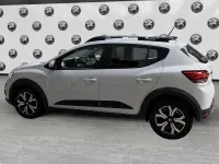 Usado Dacia Sandero Comfort 101 CV (74 kW) 2021 Blanco Berlina
