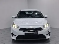 Usado Kia Ceed 136 CV (100 kW) 2023 Blanco Utilitario