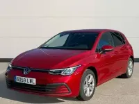 Usado VW Golf VIII Life 110 CV (80 kW) 2022 Rojo Berlina