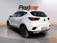 Usado MG ZS Luxury 111 CV (81 kW) 2023 Blanco SUV