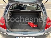 Usado Renault Clio II Authentique 85 CV (62 kW) 2004 Azul Berlina