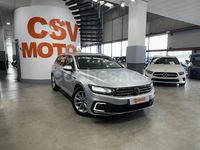 Usado VW Passat GTE 218 CV (160 kW) 2023 Gris / plata Familiar