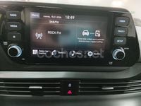 Usado Hyundai i20 100 CV (73 kW) 2024 Verde Berlina