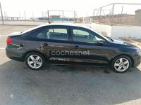 Usado VW Jetta Advance 105 CV (77 kW) 2014 Negro Berlina
