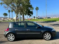 Usado Renault Mégane II Expression 105 CV (77 kW) 2008 Negro Berlina