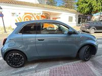 Usado Fiat 500e La Prima 86 kW (118 CV) 2021 Gris Utilitario