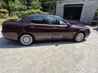 Usado Alfa Romeo 166 Distinctive 175 CV (128 kW) 2003 Granate Berlina