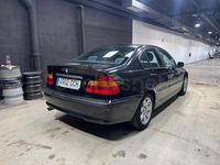 Usado BMW 318 143 CV (105 kW) 2002 Negro Berlina
