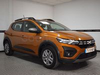 Usado Dacia Sandero Expression 101 CV (74 kW) 2023 Naranja Berlina