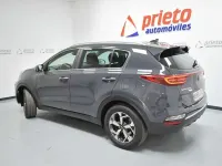 Usado Kia Sportage Plus 136 CV (100 kW) 2021 Gris SUV