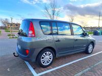 Usado Renault Espace Authentique 120 CV (88 kW) 2005 Gris / plata Monovolumen