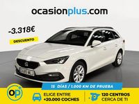 Usado Seat Leon Style 130 CV (95 kW) 2023 Blanco Familiar