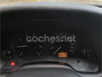 Usado Opel Astra 100 CV (73 kW) 1999 Gris / plata Berlina
