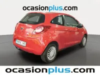 Usado Ford Ka Trend+ 69 CV (50 kW) 2015 Rojo Utilitario