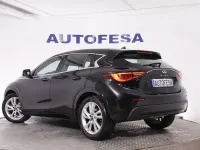 Usado Infiniti Q30 Premium 109 CV (80 kW) 2016 Negro