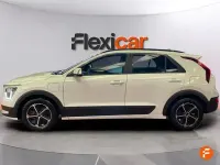 Usado Kia Niro 141 CV (103 kW) 2023 Blanco SUV
