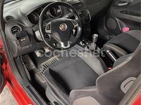 Usado Abarth Punto Evo 165 CV (121 kW) 2011 Rojo Utilitario